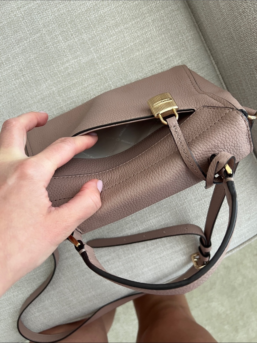 Michael Kors Mauve Brown Leather Top-Handle Satchel with Gold Hardware - Picture 5 of 11